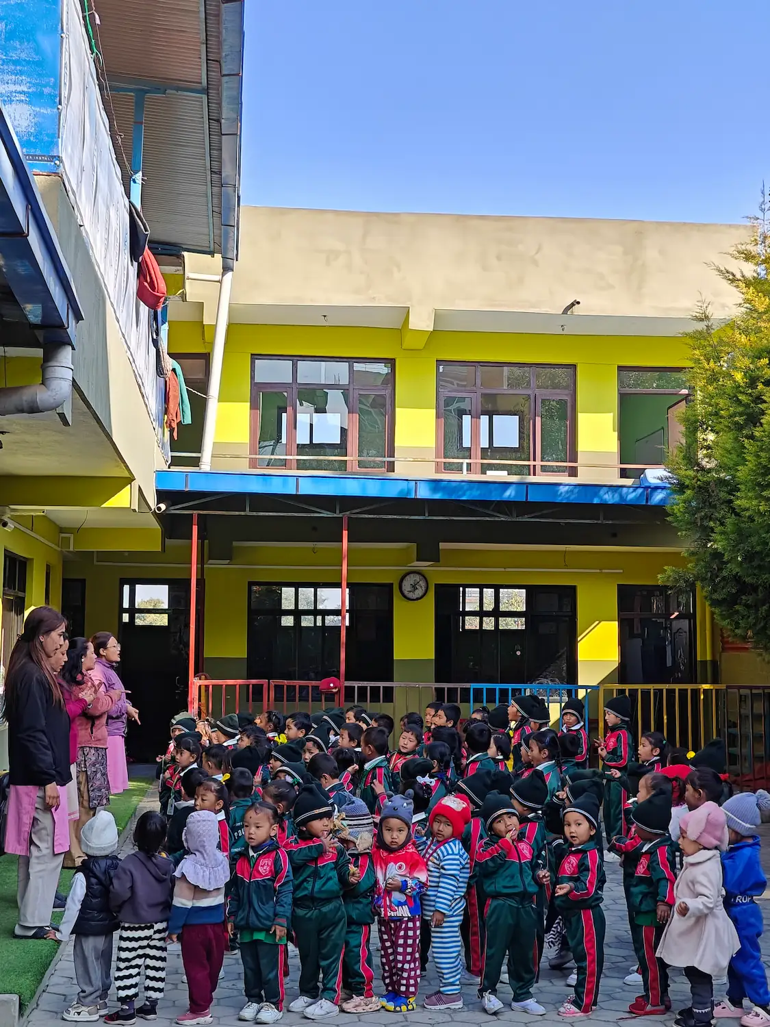 st-paul-school-kids-circletime