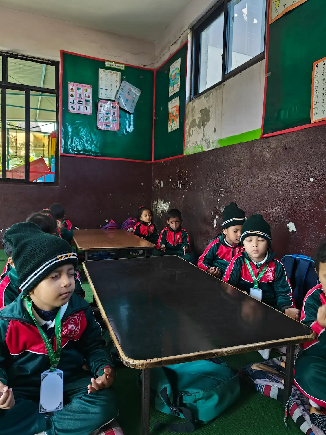 st-paul-school-students-meditation
