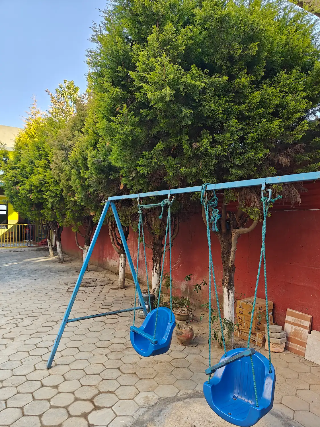 st-paul-school-swing